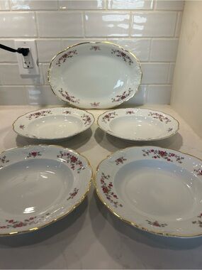 Vintage Wawel Fine Porcelain Serving Set 4 bowls, 1 serving platter – 5 Pieces